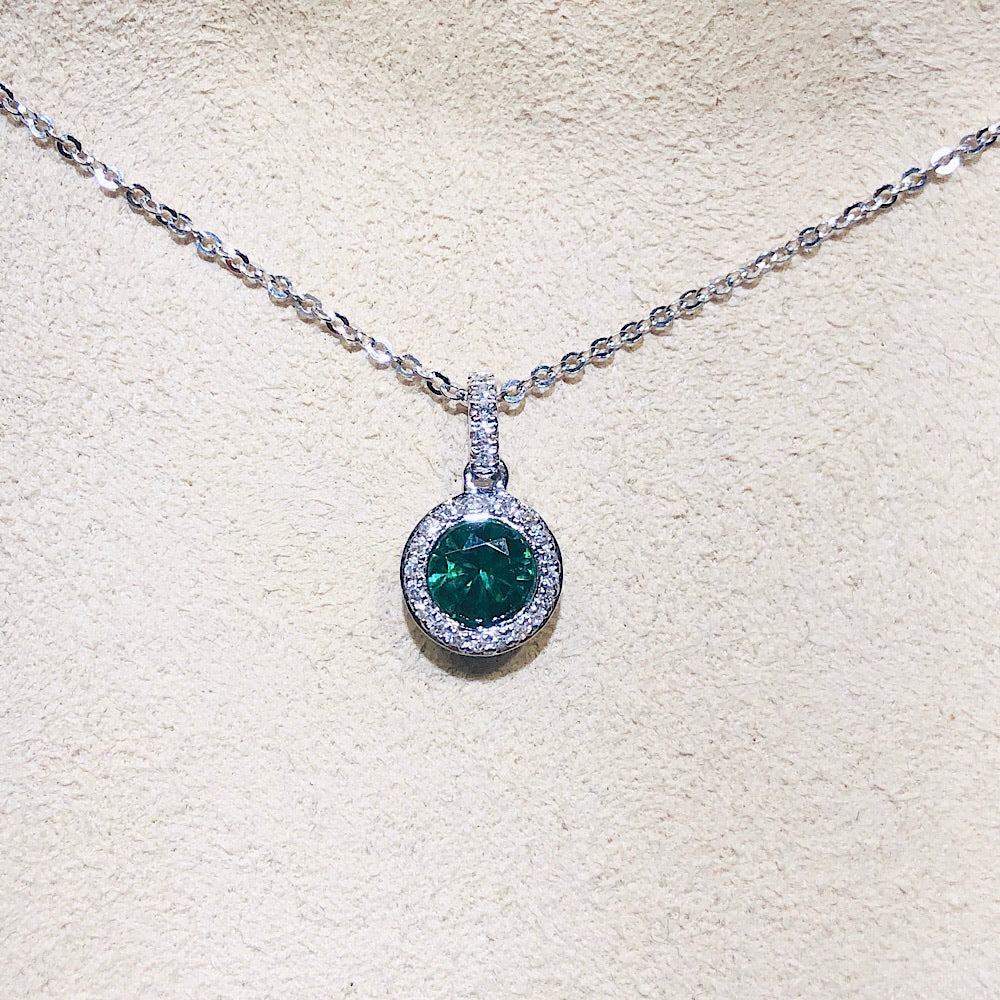 14Kt White Gold Emerald Necklace
