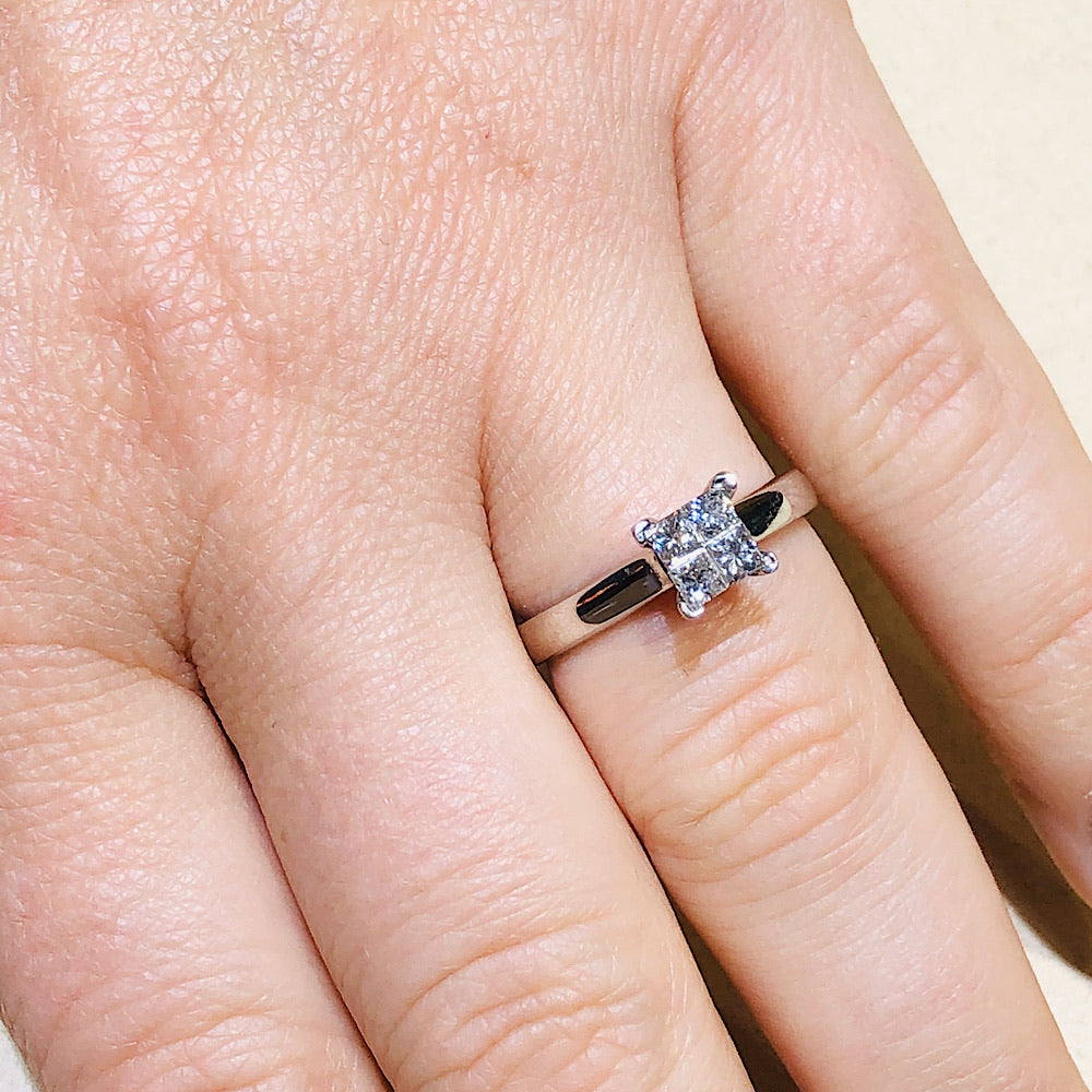 1/2 Ctw Princess Cut Engagement Ring