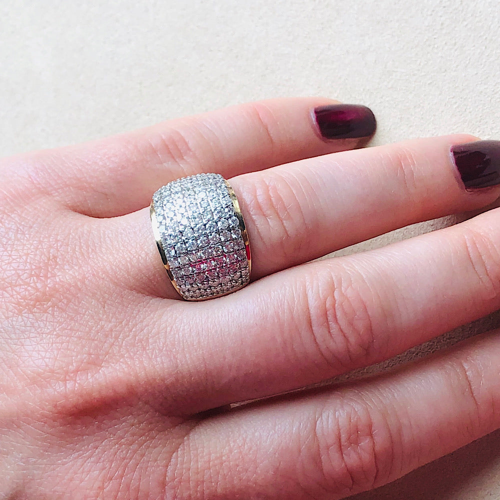 Gorgeous White or Yellow Gold 2.00 Ctw Diamond Band