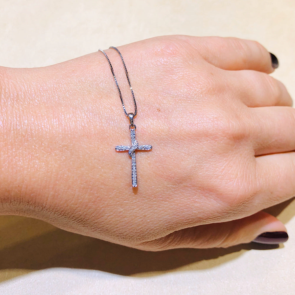 .08 Ctw Diamond Cross Pendant