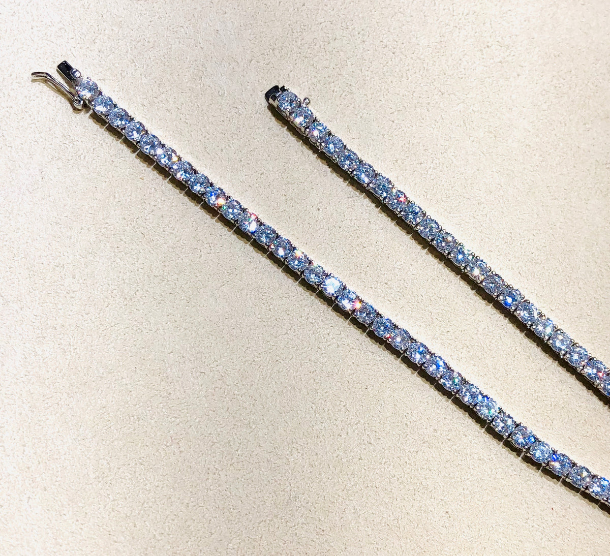 White gold tennis necklace with Swarovski crystals
