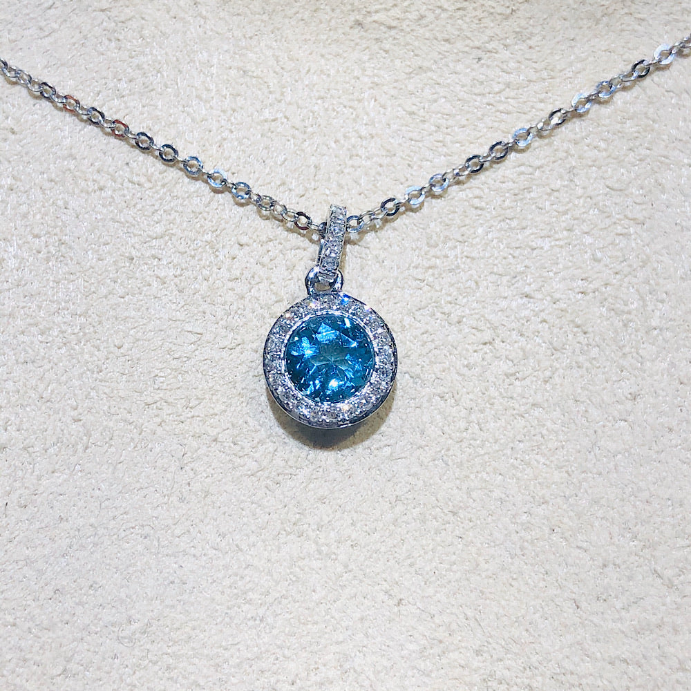 14Kt White Gold Blue Topaz Pendant