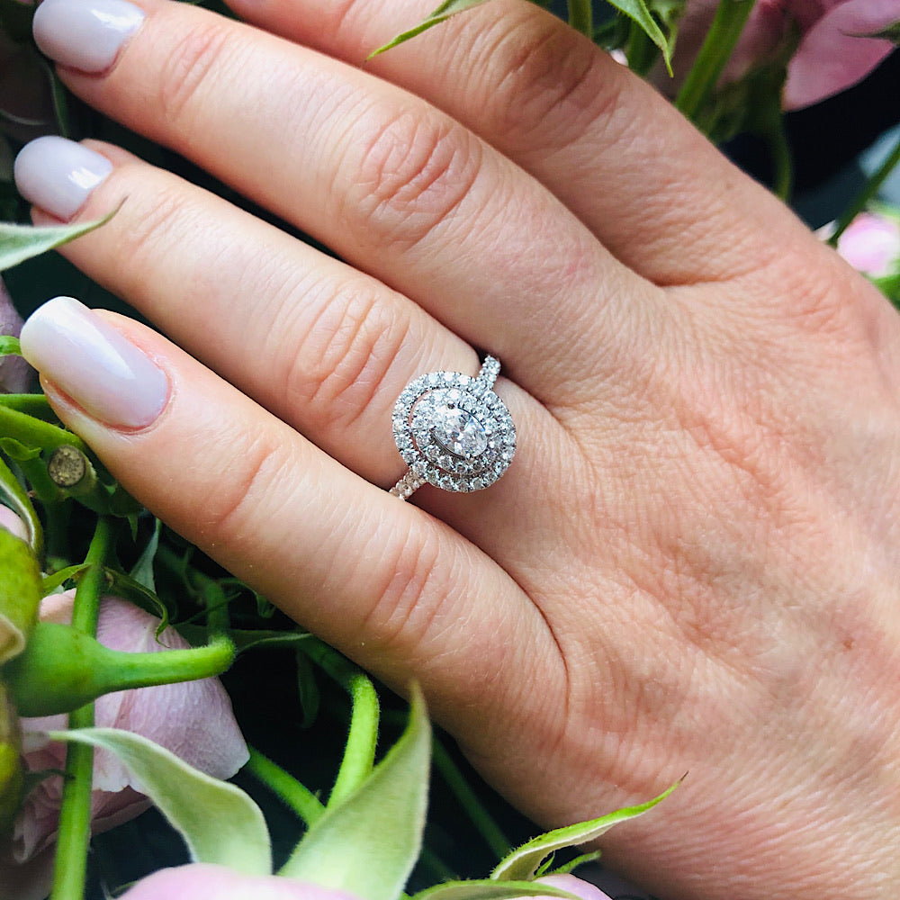 14Kt White Gold Oval Diamond Engagement Ring