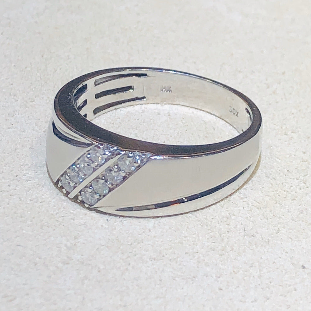 14Kt White Gold Men 0.25 CTW Diamond Wedding Band