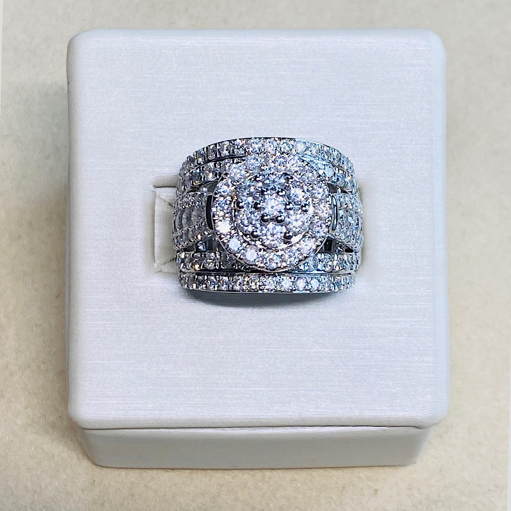 10Kt White Gold Diamond Engagement Ring 3.00CTW