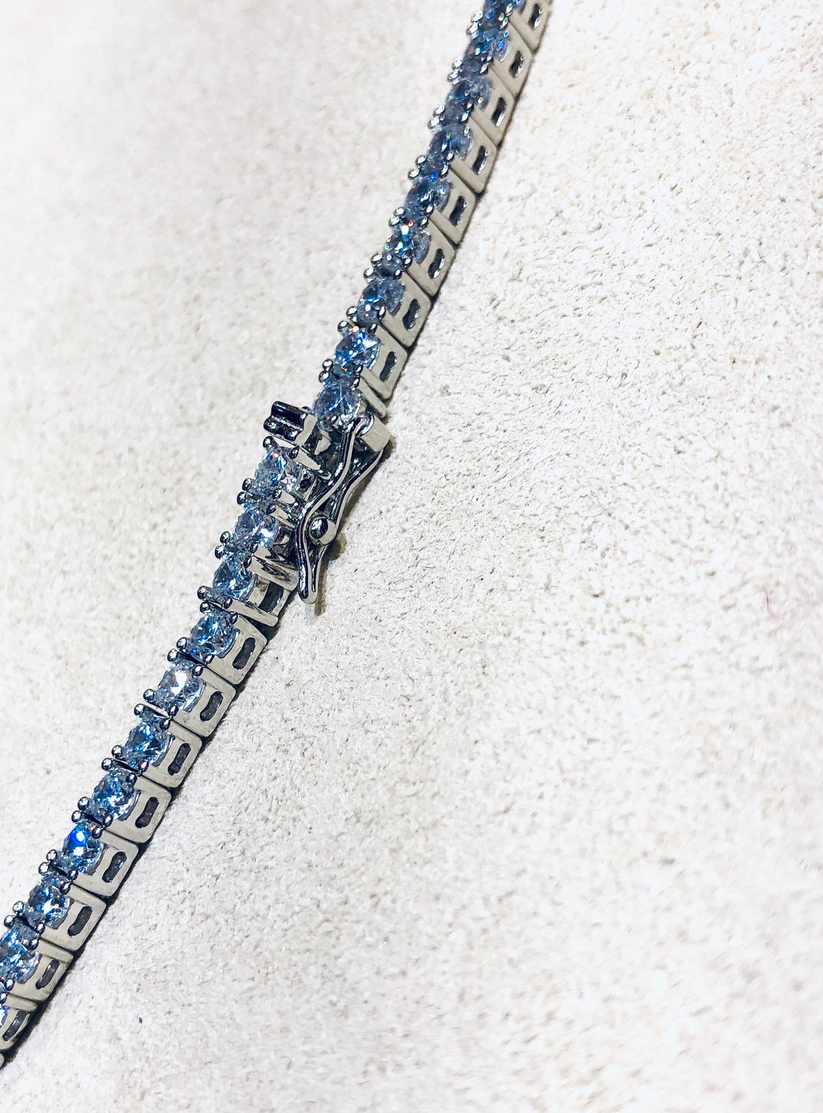 White gold tennis necklace with Swarovski crystals