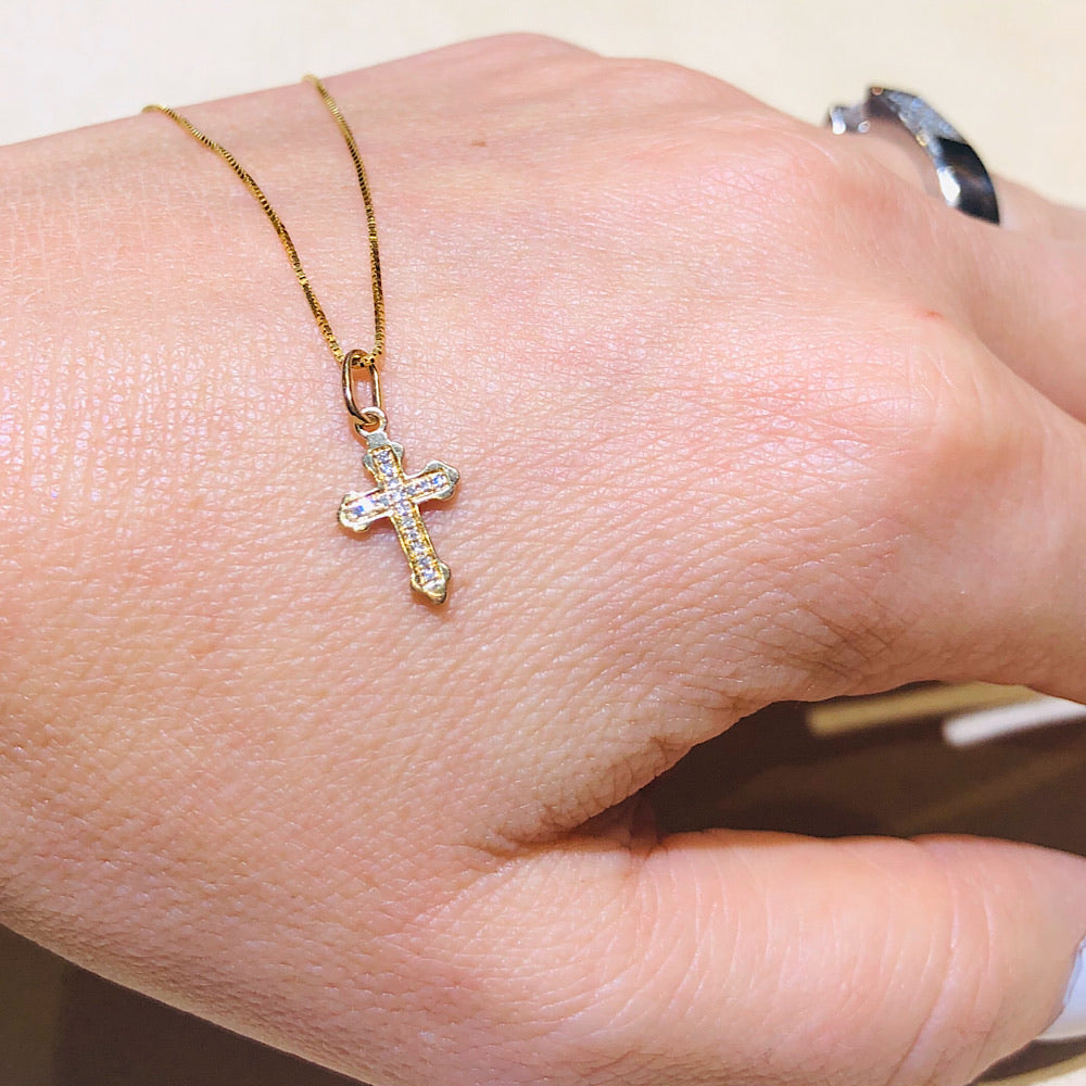 14 Kt Yellow Gold Baby Cross Pendant