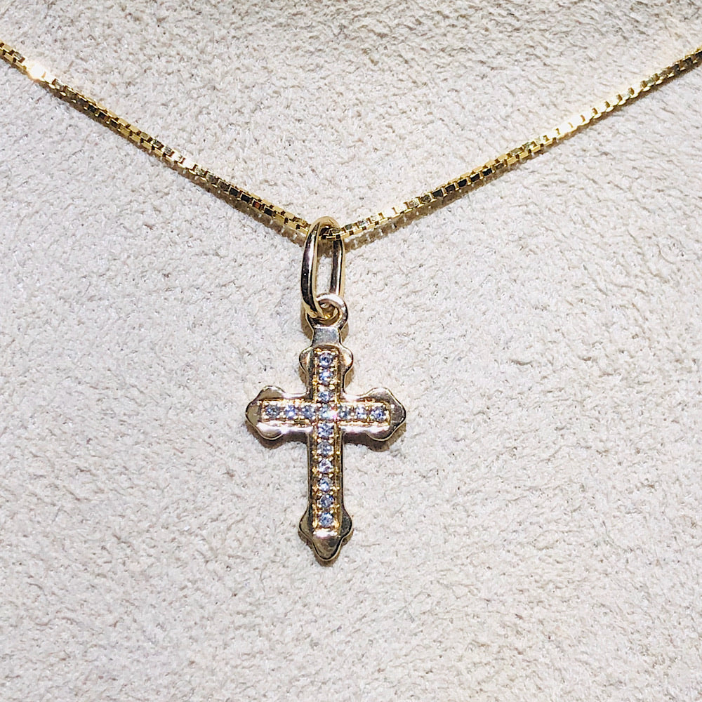 14 Kt Yellow Gold Baby Cross Pendant
