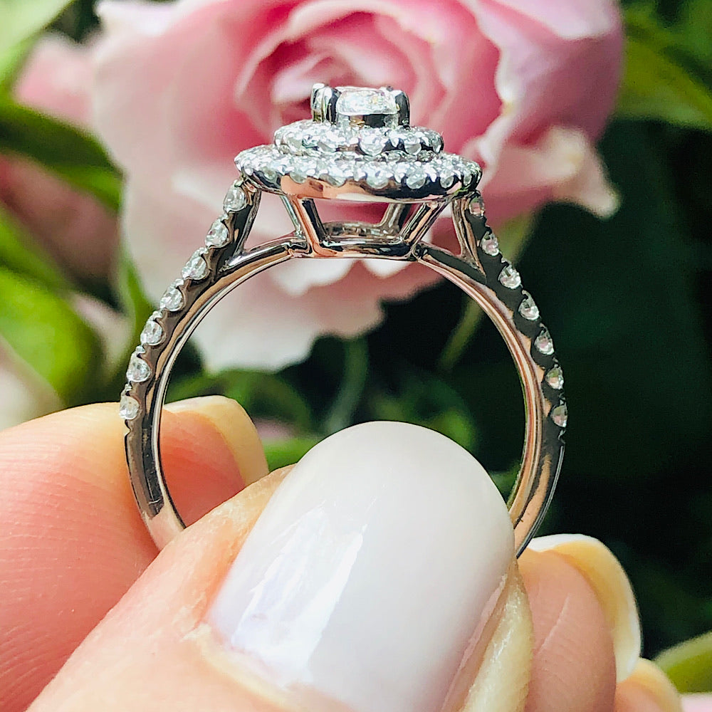 14Kt White Gold Oval Diamond Engagement Ring