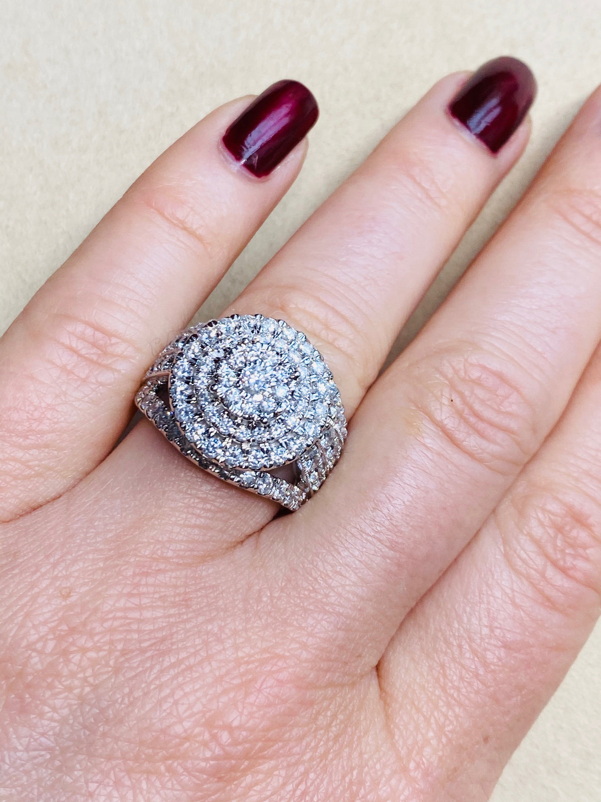 10kt White Gold Diamond Ring 3.00CTW