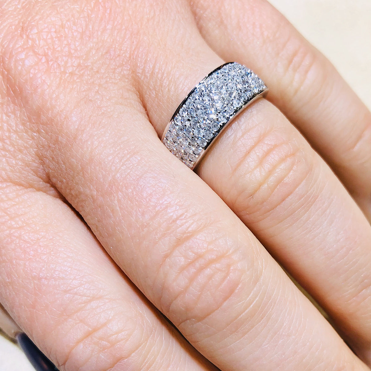 1.00 Ctw White/Yellow Gold & Diamond Five-Row Band