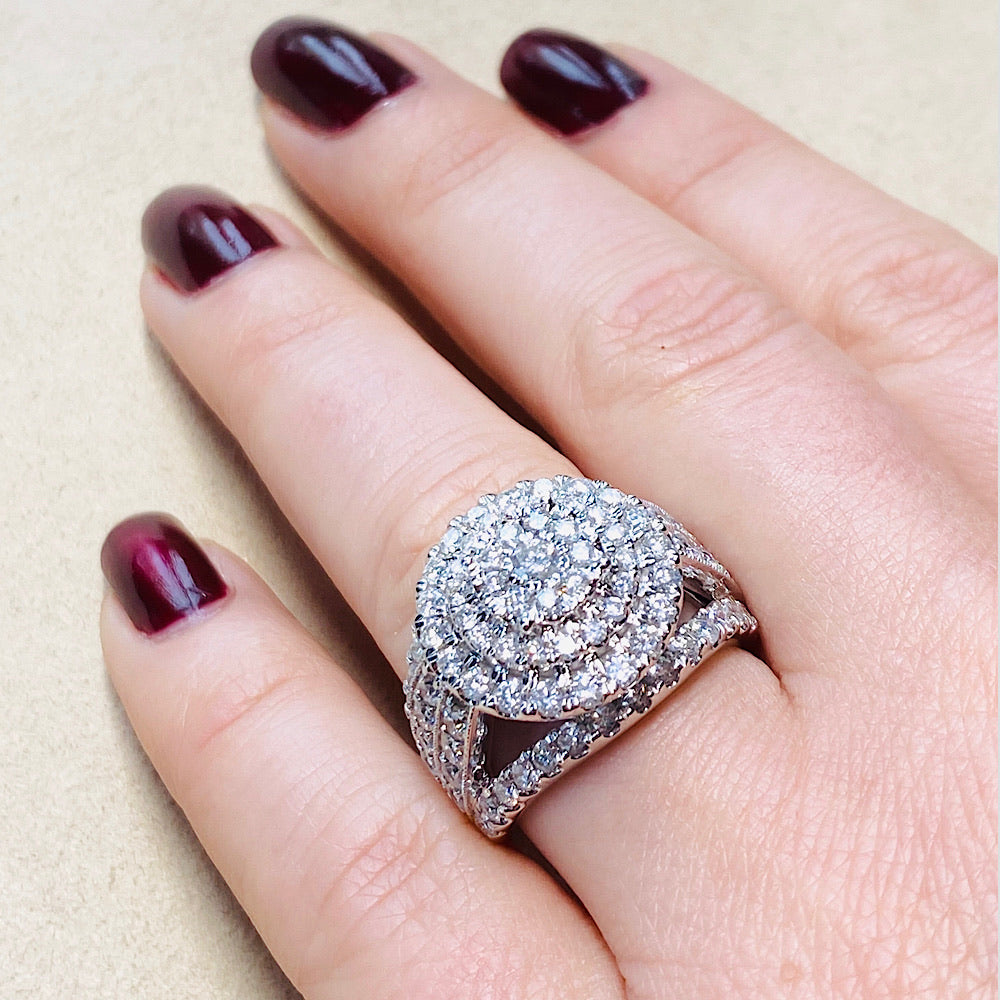 10kt White Gold Diamond Ring 3.00CTW