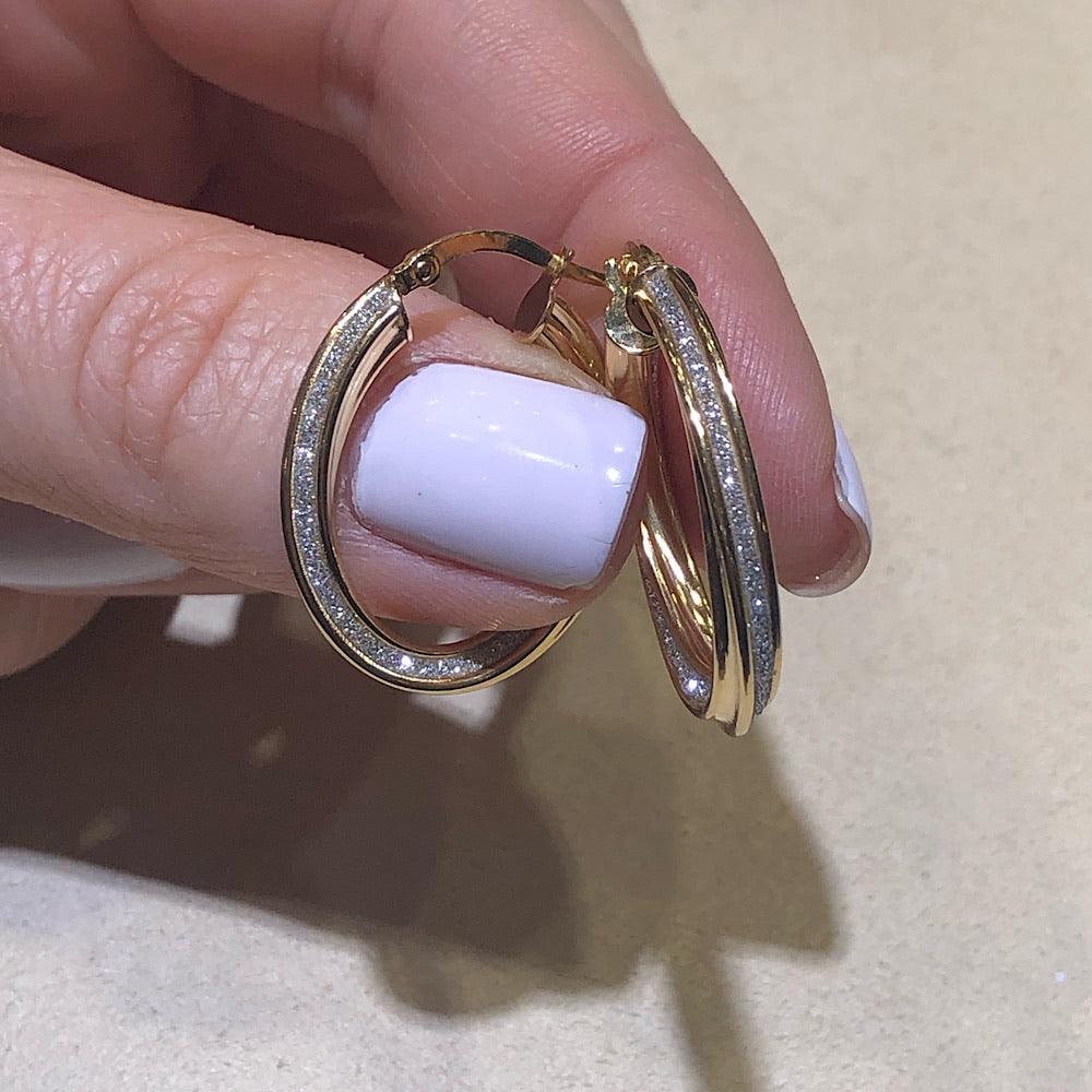 "Diamond Dust" collection 14 Kt Yellow Gold Oval Hoop Earrings