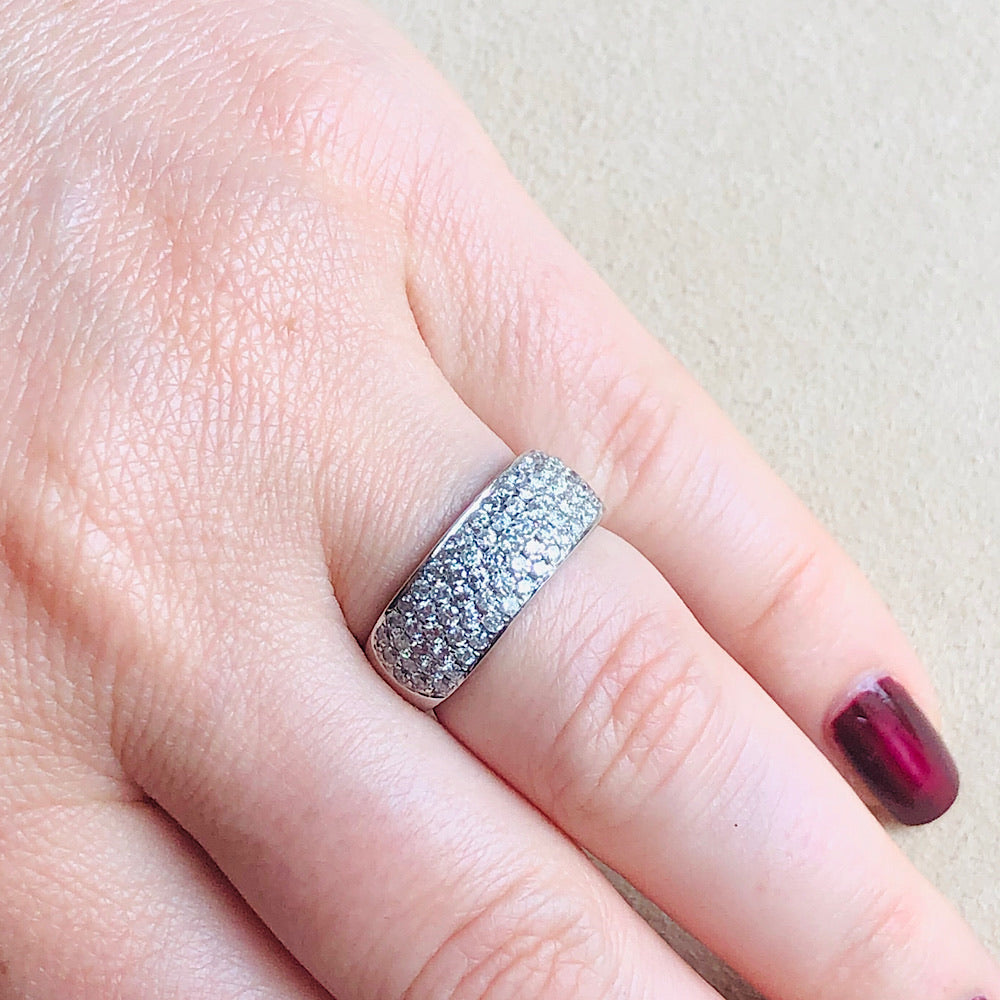 1.00 Ctw Diamond White Gold Five-Row Band