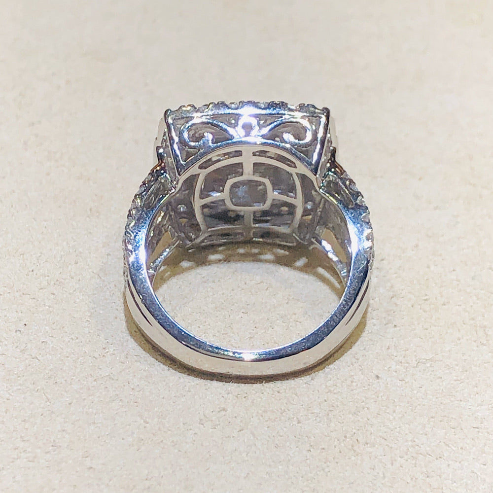 2.00 CTW Diamond Cluster Ring in White Gold