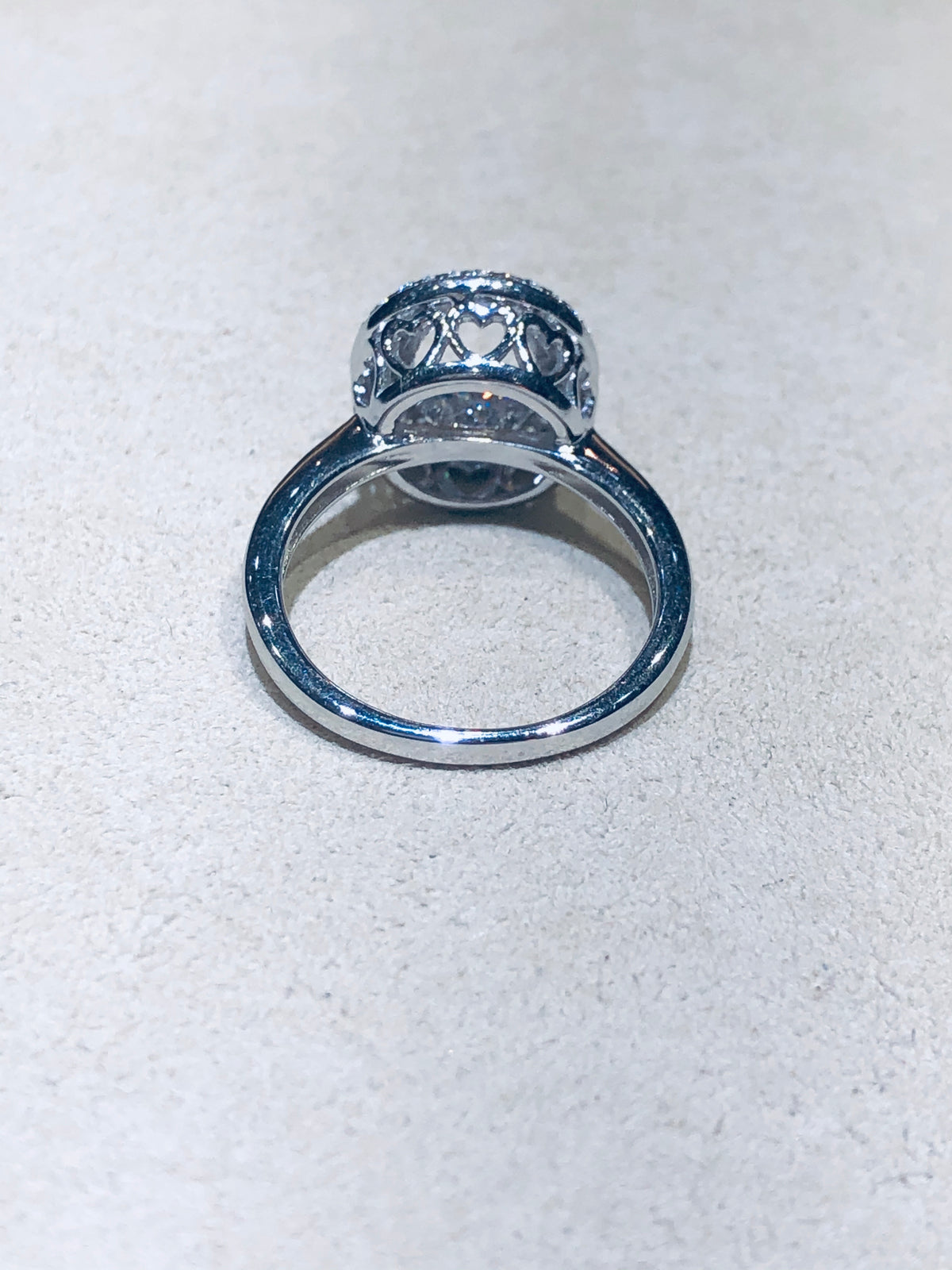“Dancing Dangling Diamond” Halo Oval Ring
