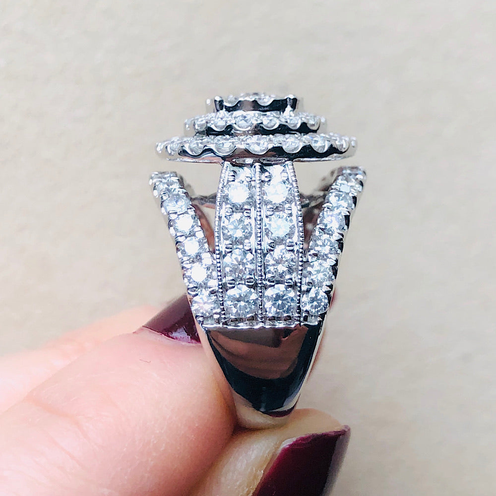 10kt White Gold Diamond Ring 3.00CTW