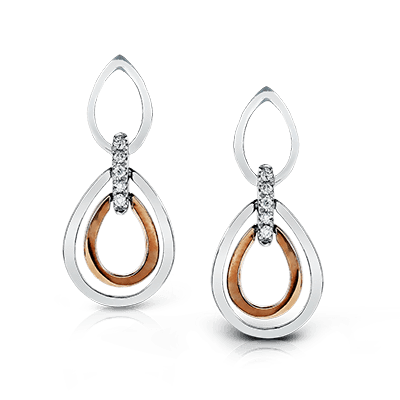 Refined Rebel Earring ZE249