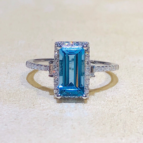 14Kt White Gold Diamond and Blue Topaz Cocktail Ring