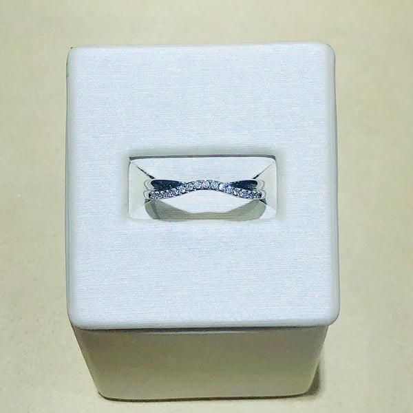 14Kt White Gold Diamond Ring